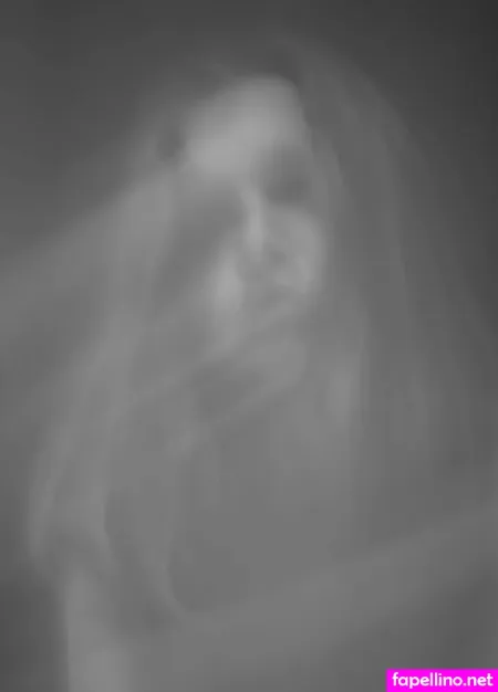 Liza Voroncova OnlyFans Thumbnail #IxGe6A0fs1