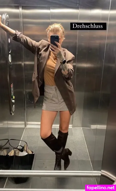 Liza Waschke OnlyFans Thumbnail #RTU83cqOvs
