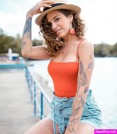 Liza Waschke OnlyFans Thumbnail #oXt0KtDP1U