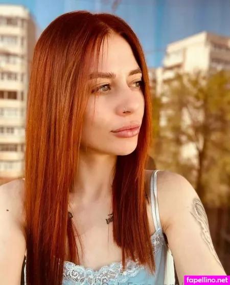 Lizagold OnlyFans Thumbnail #oTXgROddsl