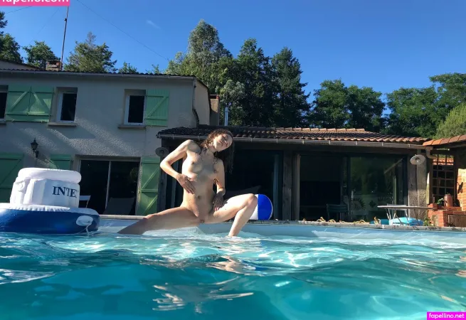 Lizanne L OnlyFans Thumbnail #z0hXma5f4c