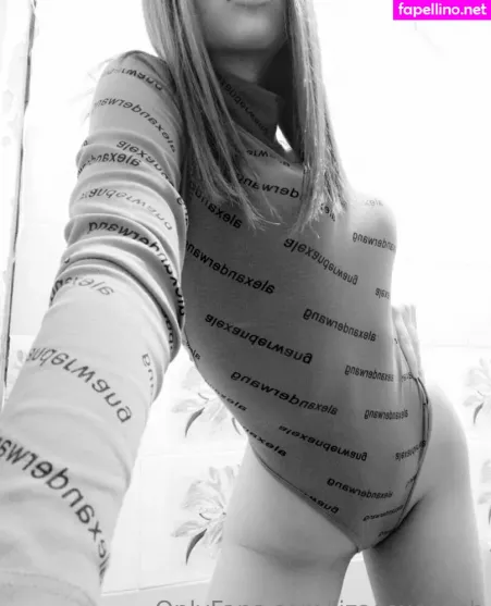 Lizasexxcoach OnlyFans Thumbnail #9u4tVfAQuw