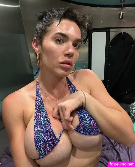 Lizbeth Eden 22 OnlyFans Thumbnail #oeEP5gDR9Z