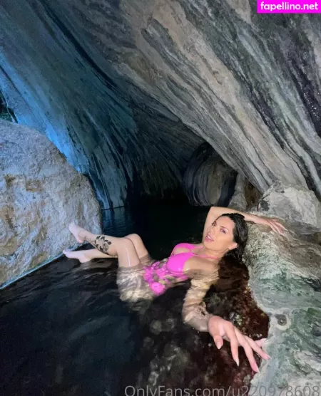 Lizbethoficial OnlyFans Thumbnail #D2Z839guP2