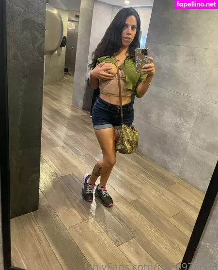 Lizbethoficial OnlyFans Thumbnail #EC4kCsKpGv