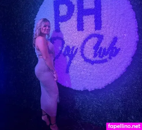 Lizchea OnlyFans Thumbnail #2H4NArMNil