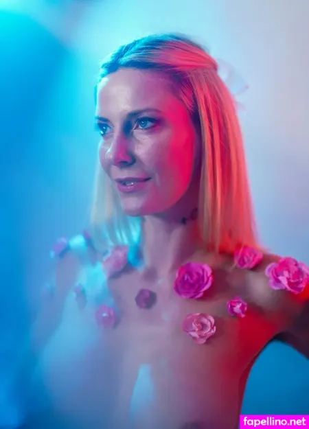 Lizfireflypremium OnlyFans Thumbnail #TbEFZx32ZV