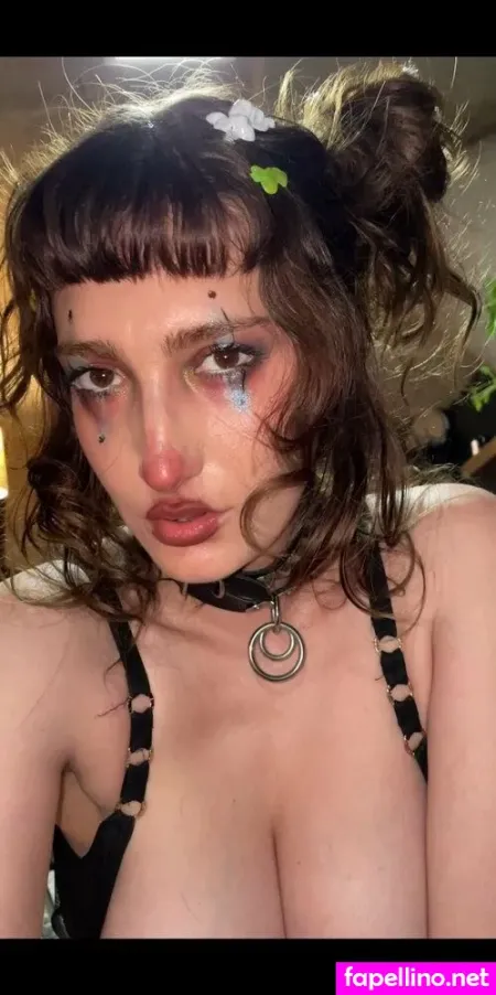 Lizharveynsfw OnlyFans Thumbnail #EwMu0xLC0b