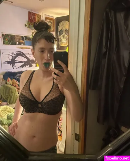 Lizharveynsfw OnlyFans Thumbnail #PDVOo98rfU