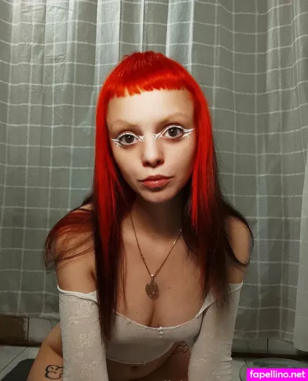 Lizi Goldenblazefree OnlyFans Thumbnail #10LorbGMIE