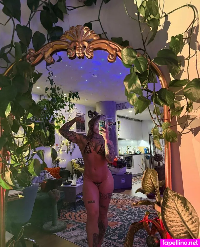 lizlovelive_, lizlovelive_1995 Nude Leaked OnlyFans Photo #AVgMG05ksp