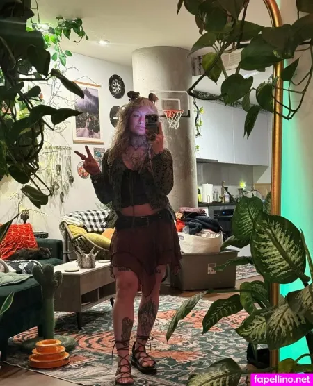 Lizlovelive 1995 OnlyFans Thumbnail #Kcoc6X8v2k