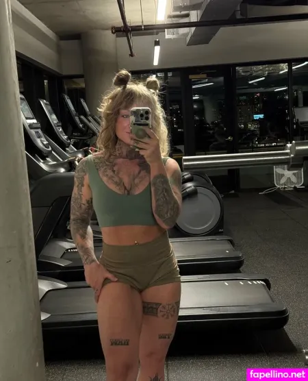 Lizlovelive 1995 OnlyFans Thumbnail #LeQhIRoxg1
