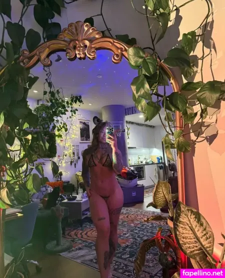 Lizlovelive 1995 OnlyFans Thumbnail #XOhG2I7miu