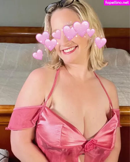 Lizmyth OnlyFans Thumbnail #KqT7sRkU81