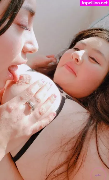 Lizren OnlyFans Thumbnail #Mx4zT1YOl8