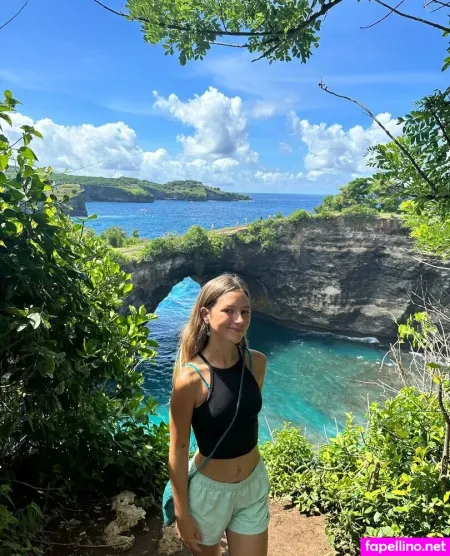 Liztravels 1 OnlyFans Thumbnail #PKz0THar6Z
