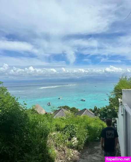 Liztravels 1 OnlyFans Thumbnail #eAAD43lP2J