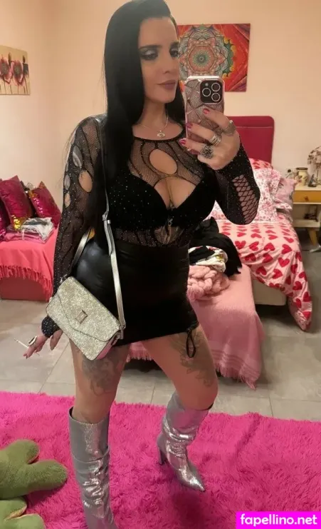 Lizvenus OnlyFans Thumbnail #OfY49CgDzt