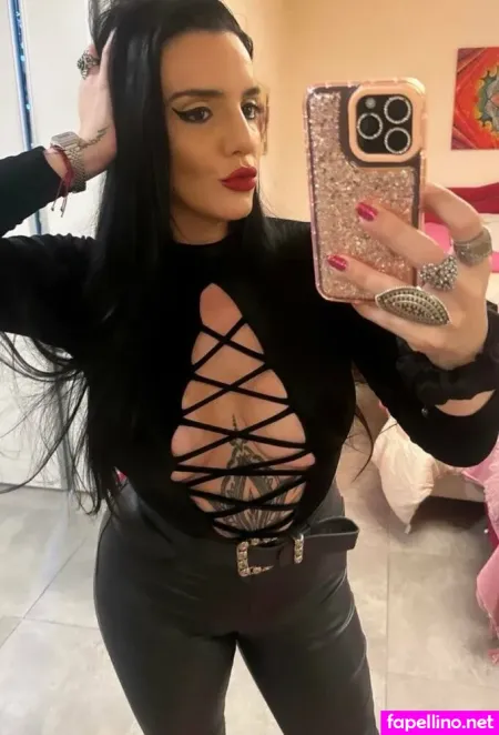 Lizvenus OnlyFans Thumbnail #p3CbnP8HOR