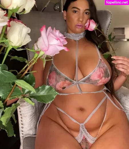 Lizvrose OnlyFans Thumbnail #sV5nDECHkd
