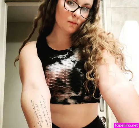 Lizz Campbell Main Profile Photo