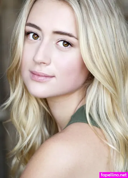 Lizze Broadway OnlyFans Thumbnail #aMqAZ1sagX