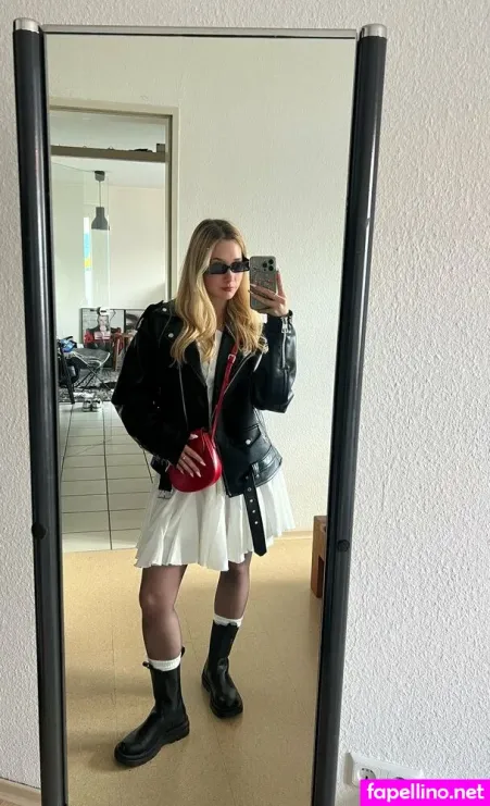 Lizzelisabeth OnlyFans Thumbnail #AysVjE8mIm