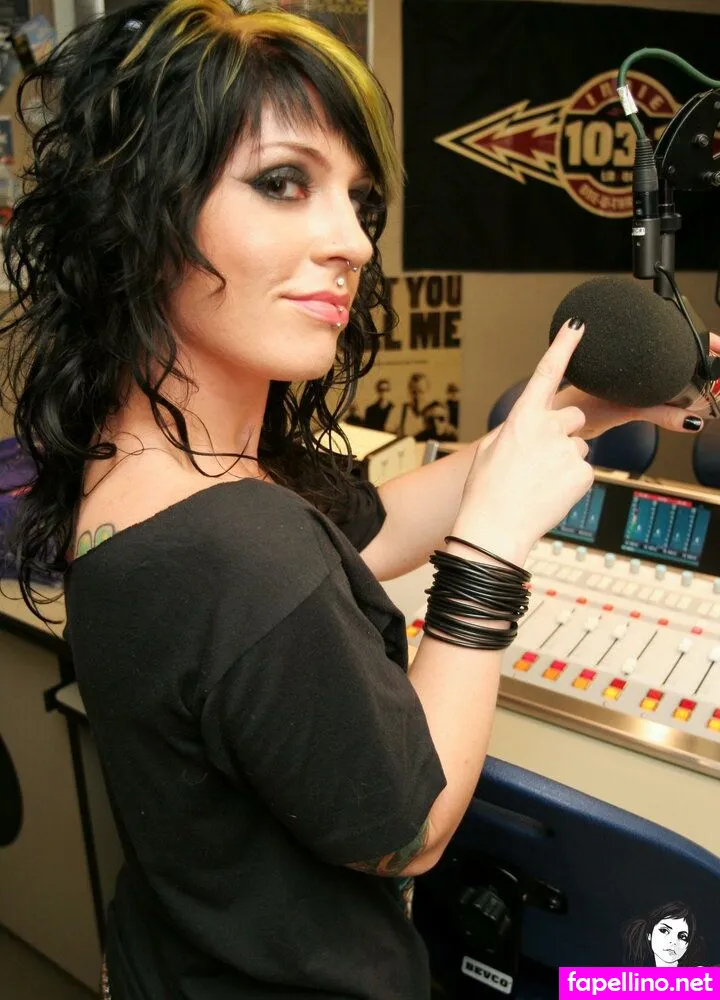 lissyelizondo, lizzobeeating Nude Leaked OnlyFans Photo #xRfHa1AfmT