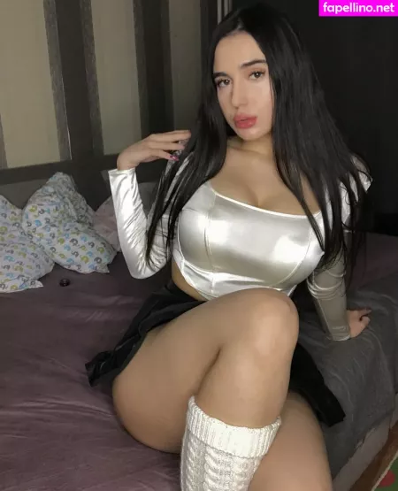Lizzi69 OnlyFans Thumbnail #Gbe8lR2K02