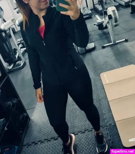 Lizzie 30 OnlyFans Thumbnail #TRjihhmoOV