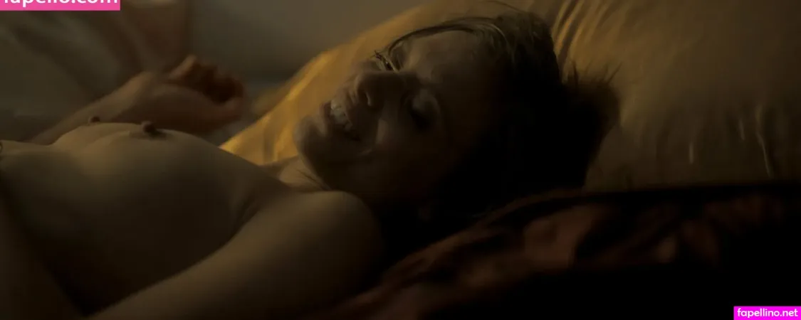 Lizzie Brochere OnlyFans Thumbnail #QNE1Lr2E74