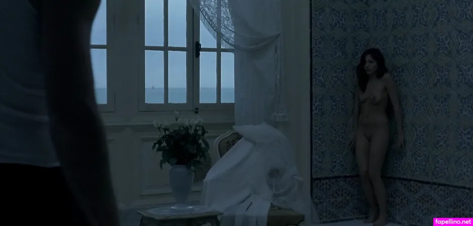 Lizzie Brochere OnlyFans Thumbnail #V5POjBueGk