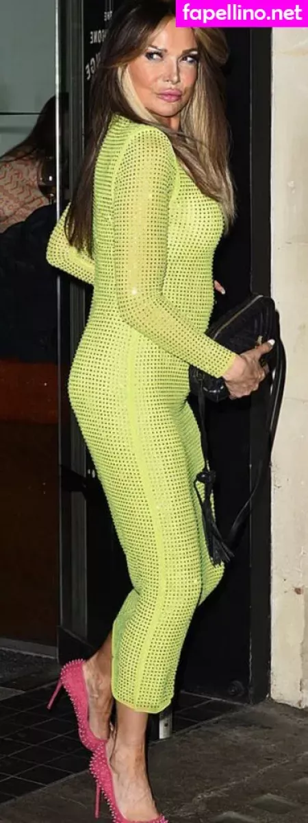 Lizzie Cundy OnlyFans Thumbnail #WiJ8UiuAqj