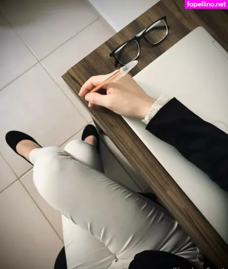 Lizzie Feet OnlyFans Thumbnail #ofxlgLgArx