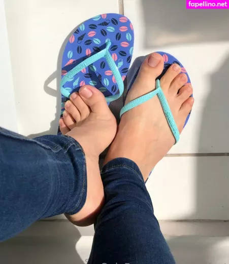 Lizzie Feet OnlyFans Thumbnail #yyqvWROlER