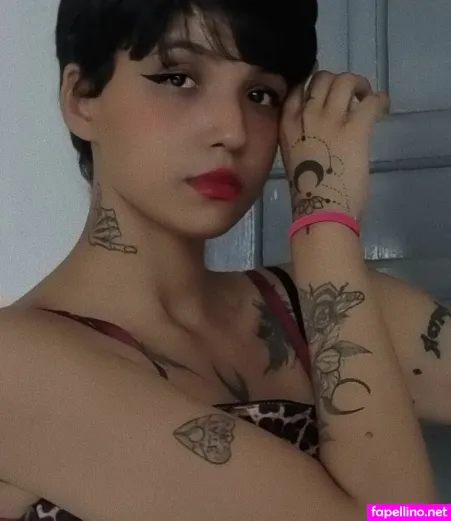 Lizzie OnlyFans Thumbnail #7tdIPBQdVh