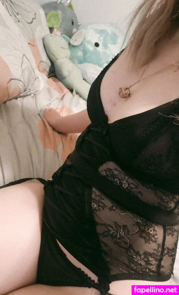 lizziefaye_3, lizziepeirce Nude Leaked OnlyFans Photo #VLbFUXgzYT