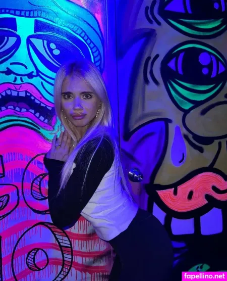 Lizzieroseeee OnlyFans Thumbnail #JoawesnJuT