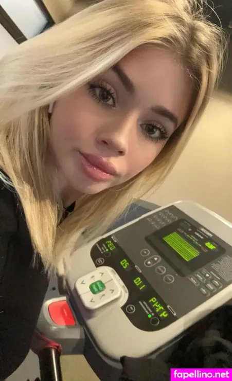 Lizzieroseeee OnlyFans Thumbnail #t0xuIKL2AG