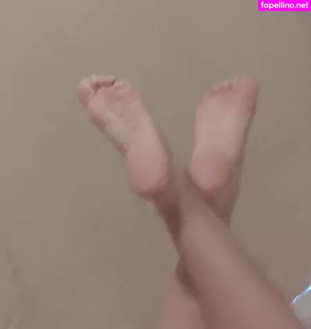Lizziesexifeet OnlyFans Thumbnail #oS93Gnt4ou