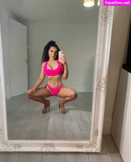Lizzieuk OnlyFans Thumbnail #70fhHpJj48