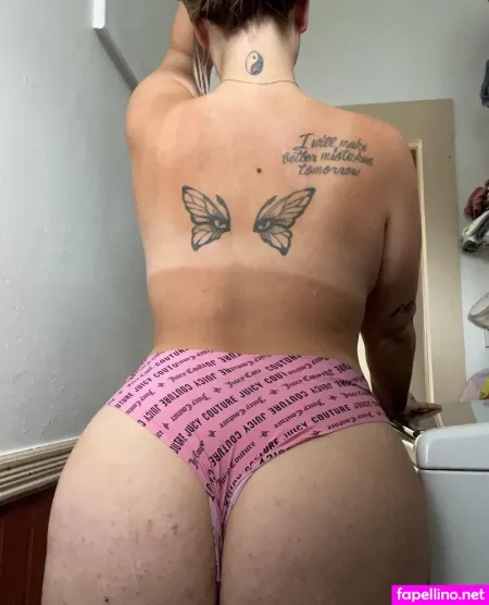 Lizzifromthebloc1 OnlyFans Thumbnail #UGVh56OGjm