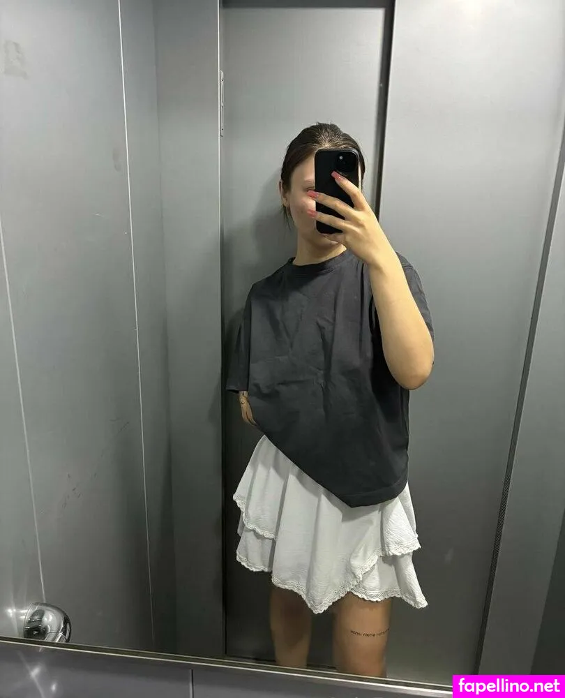 lizzmurr, murrxx_ Nude Leaked OnlyFans Photo #2Wyai7pk7G