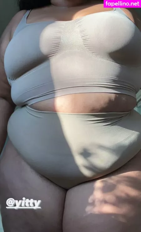 Lizzo OnlyFans Thumbnail #QzhDRJhxVA