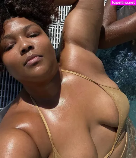 Lizzo OnlyFans Thumbnail #TIOF9CgA3K