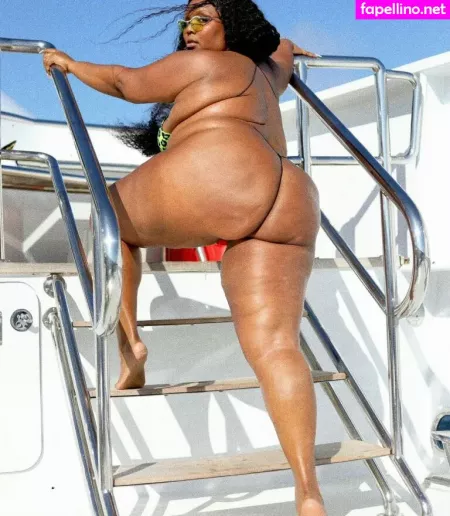 Lizzo OnlyFans Thumbnail #XsTfmRpF1b