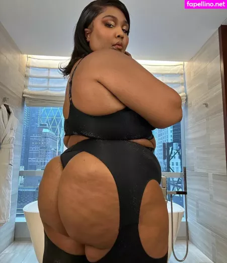Lizzo OnlyFans Thumbnail #af7tStbVCF