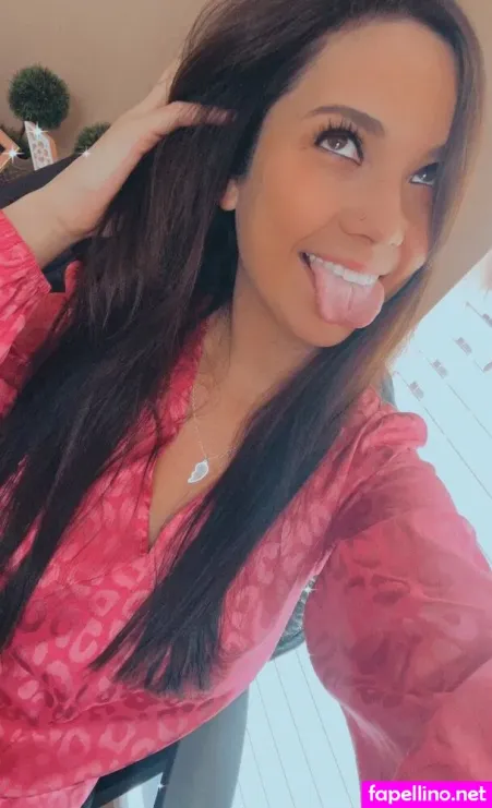 Lizzy B 2 OnlyFans Thumbnail #T8Jh8NPQok