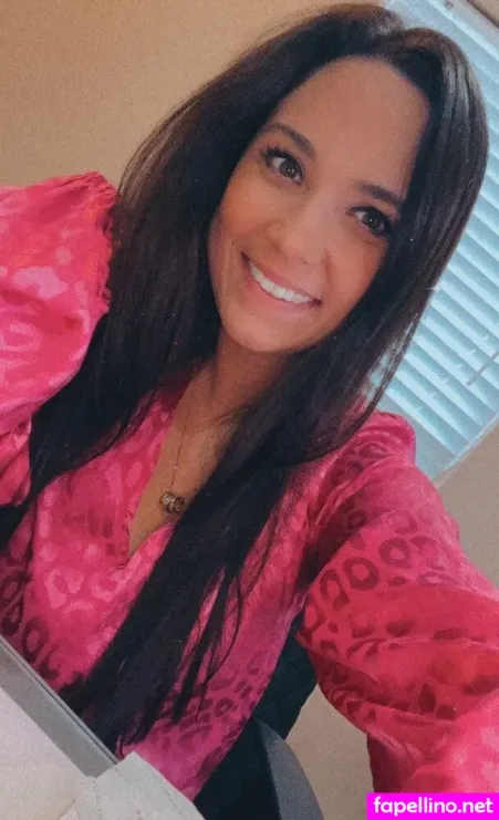 Lizzy B 2 OnlyFans Thumbnail #Xk5vTNNVZ3